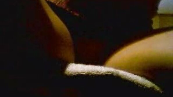 Twistys Hard: Riley Reid în Turning Tricks